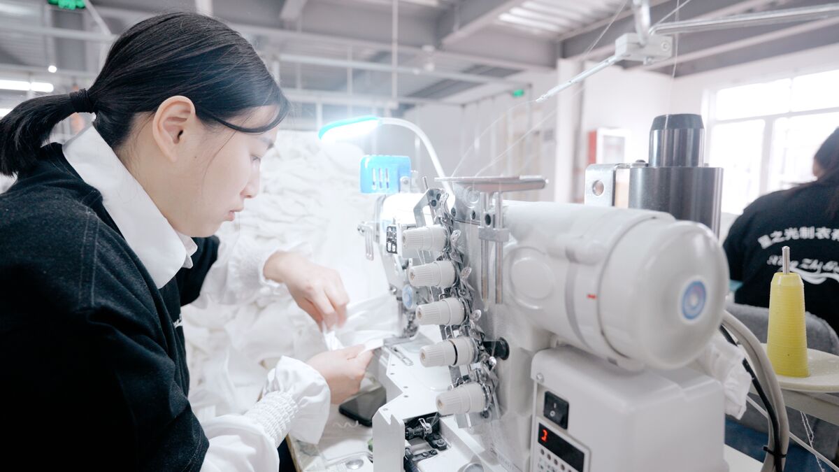 Boaz ็ผ็บซ่ฝฆ้ด โ Precision sewing operations
